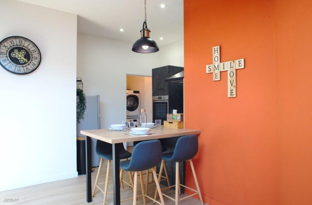T2 Chaleureux Au Centre De Castelnaudary Apartamento Exterior foto